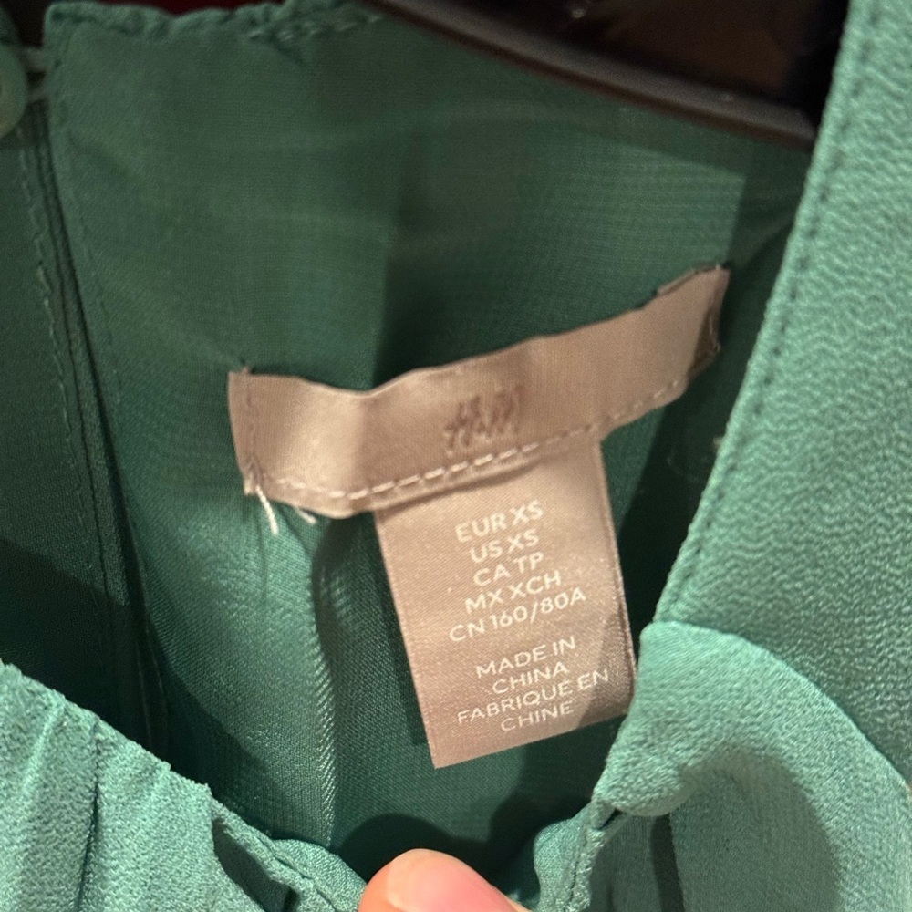 H&M blouse - Picture 2 of 4